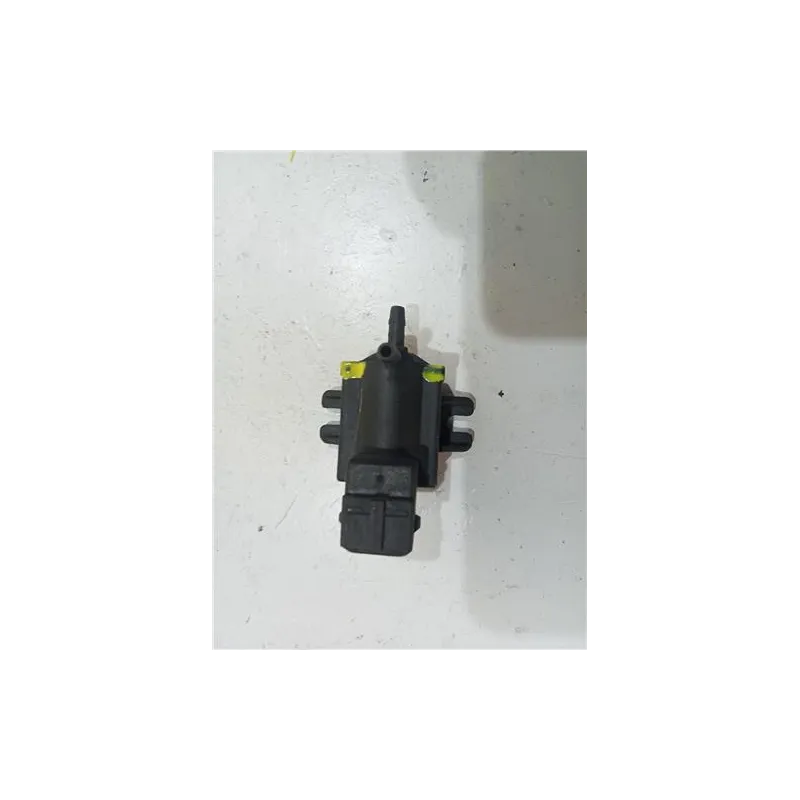 Recambio de valvula aire adicional para opel astra h berlina (2004) 1.6 referencia OEM IAM 722448001  