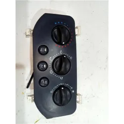 Recambio de mandos climatizador para renault clio ii fase i (b/cb0)(1998) 1.9 d (b/cb0e) referencia OEM IAM RENAULTCLIO  