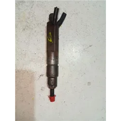 Recambio de inyector para volkswagen passat berlina (3b3)(2000) 1.9 tdi referencia OEM IAM 028130201g  