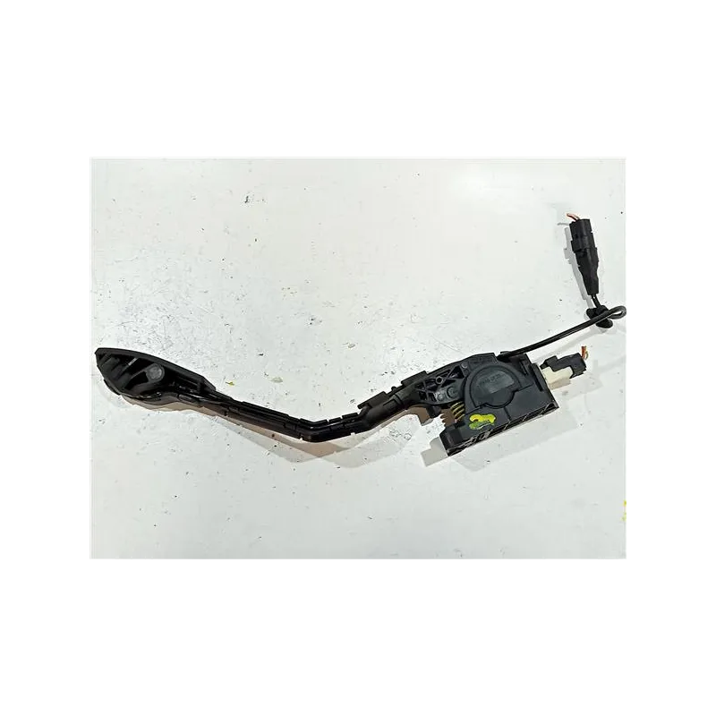 Recambio de potenciometro pedal gas para peugeot 407 hdi 135 referencia OEM IAM 9650341780  