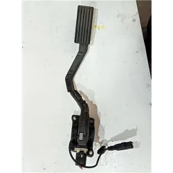 Recambio de potenciometro pedal gas para peugeot 407 hdi 135 referencia OEM IAM 9650341780  
