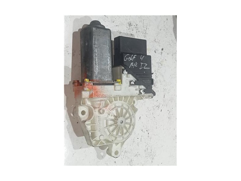 Recambio de motor elevalunas trasero derecho para volkswagen golf iv berlina (1j1)(1997) 1.6 16v referencia OEM IAM 105407301 05