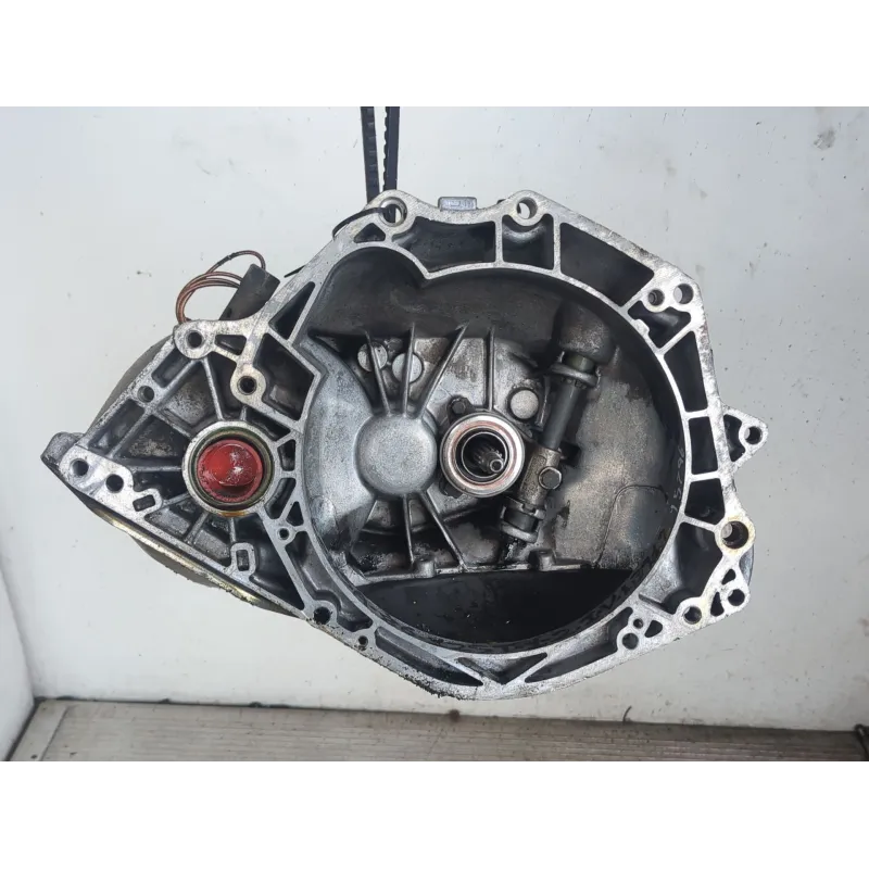 Recambio de caja cambios manual para opel corsa a (1983) 1.2 referencia OEM IAM A13661W394  