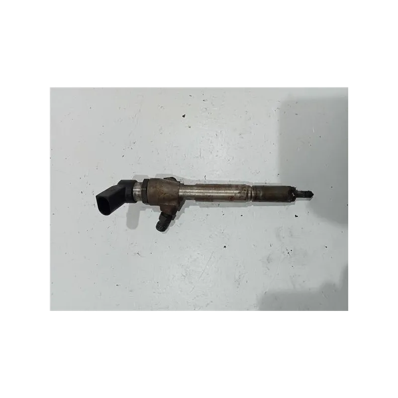Recambio de inyector para renault megane ii (bm0/1_, cm0/1_) 1.5 dci referencia OEM IAM 8200380253  
