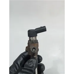 Recambio de inyector para renault megane ii (bm0/1_, cm0/1_) 1.5 dci referencia OEM IAM 8200380253  
