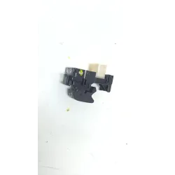 Recambio de boton elevalunas derecho para toyota yaris (_p13_) 1.4 d (nlp130_) referencia OEM IAM 19282910  