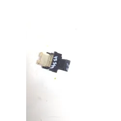 Recambio de boton elevalunas derecho para toyota yaris (_p13_) 1.4 d (nlp130_) referencia OEM IAM 19282910  