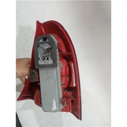 Recambio de piloto trasero izquierdo para renault clio ii fase ii (b/cb0)(2001) authentique dci referencia OEM IAM 8200071413  