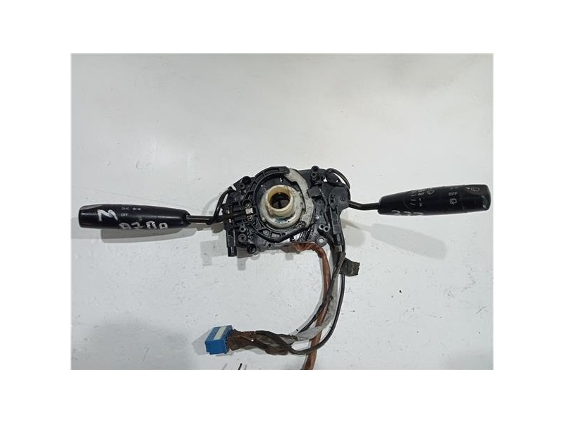 Recambio de mando de luces para mazda 323 c/f/s berlina (ba)(1994) 1.5 16v referencia OEM IAM 175026  
