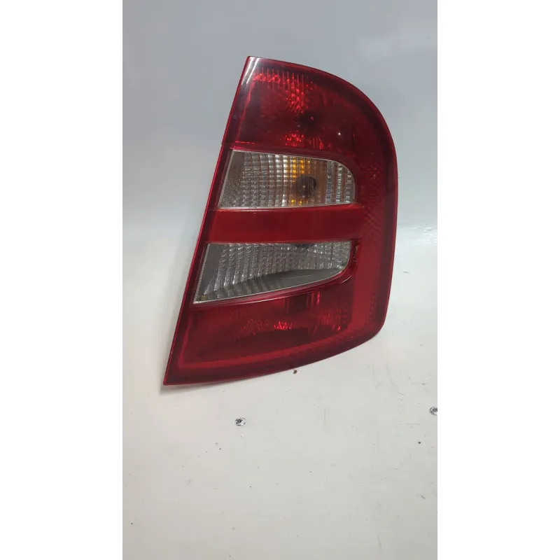 Recambio de piloto trasero derecho para skoda fabia (6y2/6y3)(01.2000) 1.9 tdi referencia OEM IAM 6Y6945096  