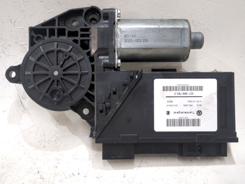 Recambio de motor elevalunas delantero izquierdo para volkswagen touareg (7la)(2002) 2.5 tdi r5 [2,5 ltr. - 128 kw tdi] referenc