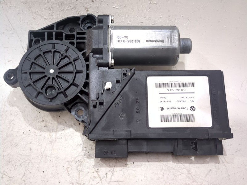 Recambio de motor elevalunas trasero derecho para volkswagen touareg (7la)(2002) 2.5 tdi r5 [2,5 ltr. - 128 kw tdi] referencia O
