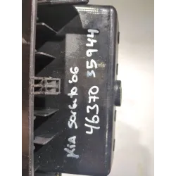 Recambio de botonera puerta trasera izquierda para kia sorento i (jc) 2.5 crdi referencia OEM IAM 4785201110  