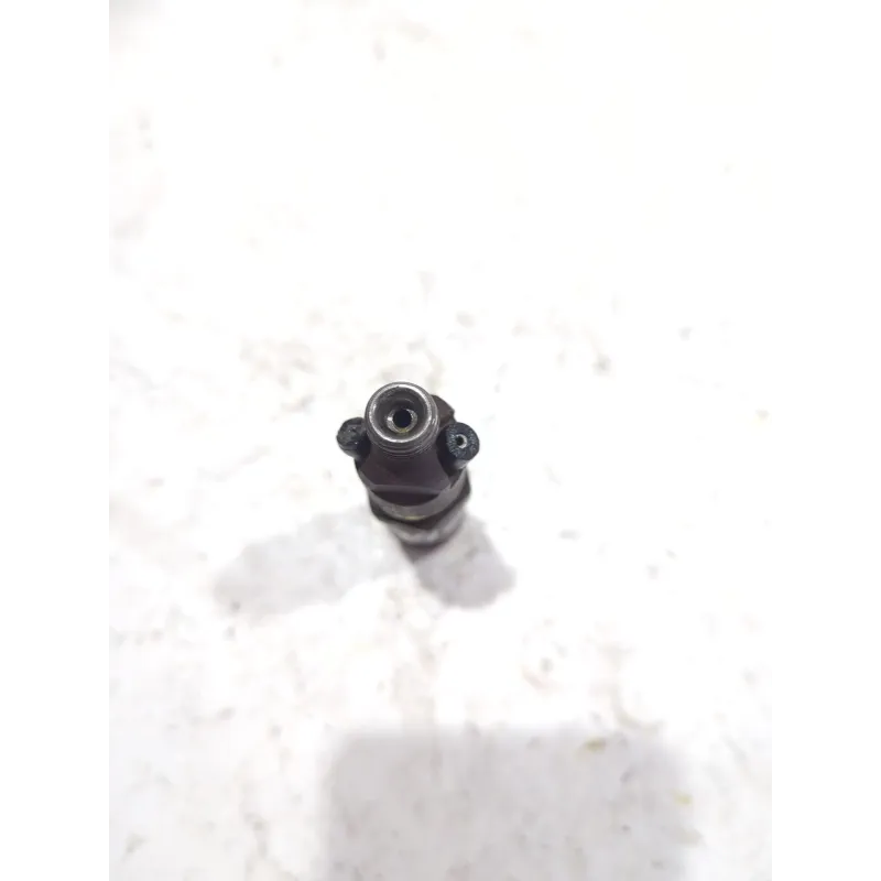 Recambio de inyector para peugeot 106 ii (1a_, 1c_) 1.5 d referencia OEM IAM KCE30S8  