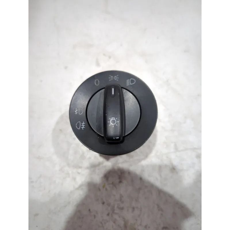 Recambio de mando de luces para volkswagen golf v (1k1) 1.9 tdi referencia OEM IAM   