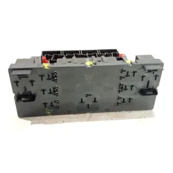 Recambio de caja reles / fusibles para audi a3 (8p1) 2.0 tdi 16v referencia OEM IAM 8P0907279D  