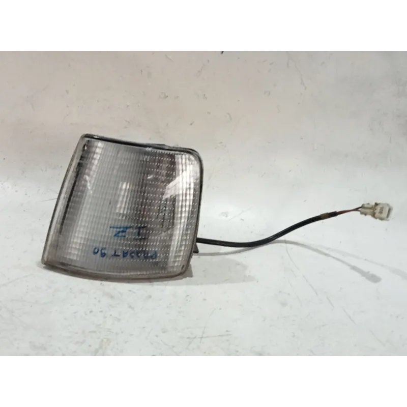 Recambio de intermitente delantero izquierdo para volkswagen passat berlina (3a2)(09.1993) 1.8 referencia OEM IAM 357953049A  