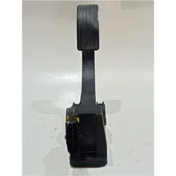 Recambio de potenciometro pedal gas para nissan cabstar 3.0 105 cv referencia OEM IAM 0281002591  