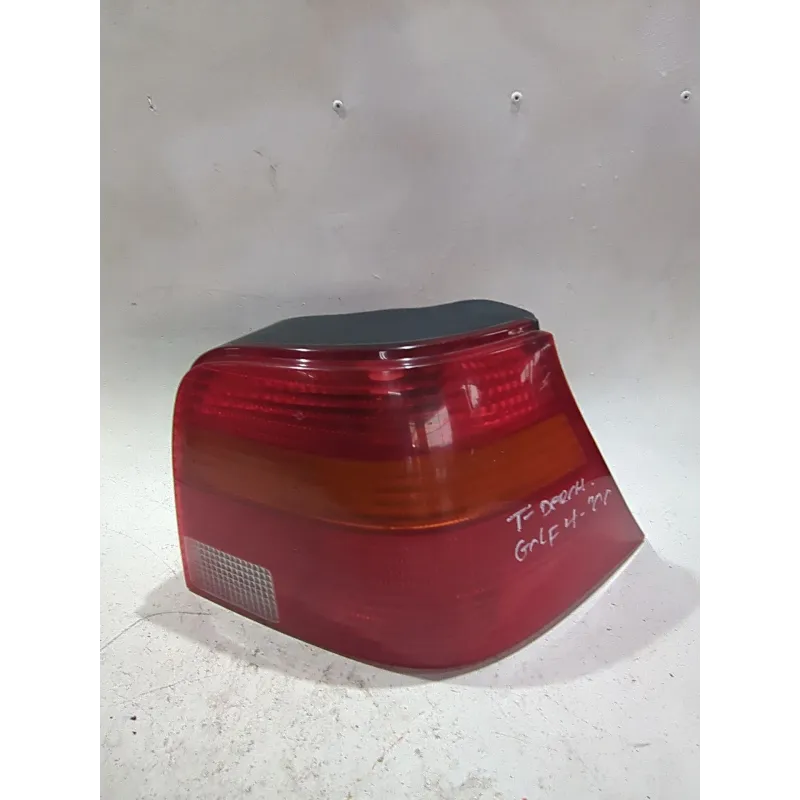 Recambio de piloto trasero derecho para volkswagen golf iv (1j1) 1.9 sdi referencia OEM IAM 1J6945096Q  