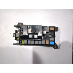 CAJA FUSIBLES/RELE 911613E010 
