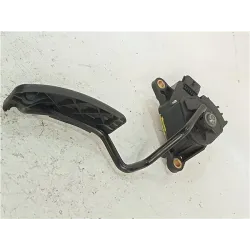 Recambio de potenciometro pedal gas para renault clio iii (2005) 1.1 75 cv referencia OEM IAM 8200297342A  