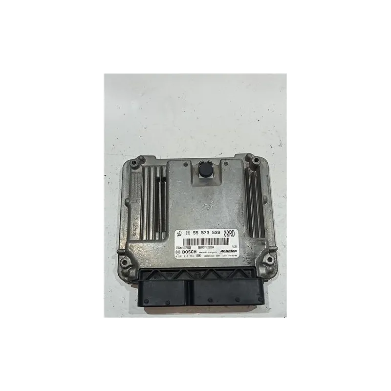 Recambio de centralita inyeccion para opel insignia berlina (2008) 2.0 cdti referencia OEM IAM 0281015774 1039S34068  