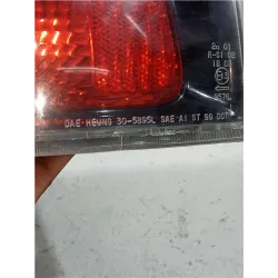 Recambio de piloto trasero izquierdo para daewoo lanos (1997) 1.6 16v referencia OEM IAM 305895L  