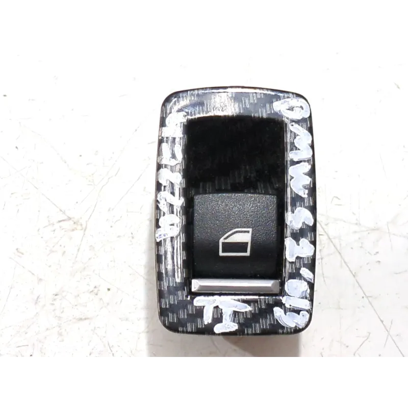 Recambio de mando elevalunas trasero izquierdo para bmw 1 (f20) 116 d referencia OEM IAM 920810603  