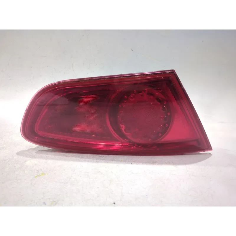 Recambio de piloto porton trasero izquierdo para seat leon (1p1) 1.4 tsi referencia OEM IAM 1P0945093F  