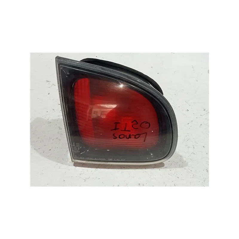 Recambio de piloto porton trasero izquierdo para daewoo lanos (1997) 1.6 16v referencia OEM IAM 415899L  