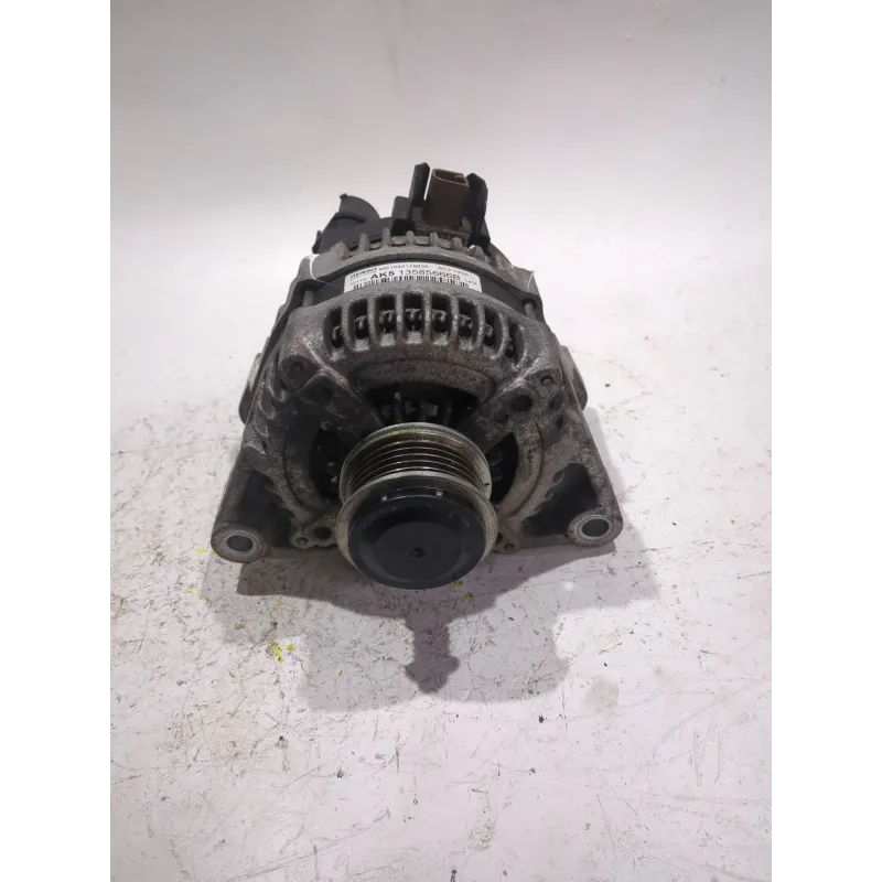 Recambio de alternador para opel vectra b berlina (1995) 2.2 dti 16v referencia OEM IAM AK5 13585666B  