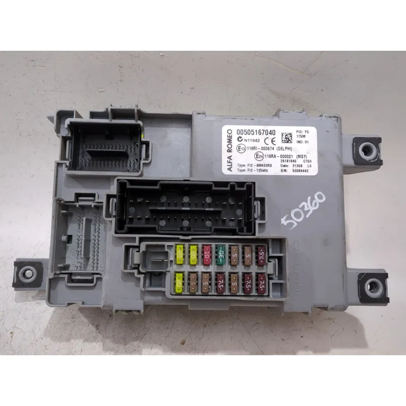 Recambio de caja reles / fusibles para alfa romeo mito (955_) 1.6 jtdm (955axc1b) referencia OEM IAM 00505167040  