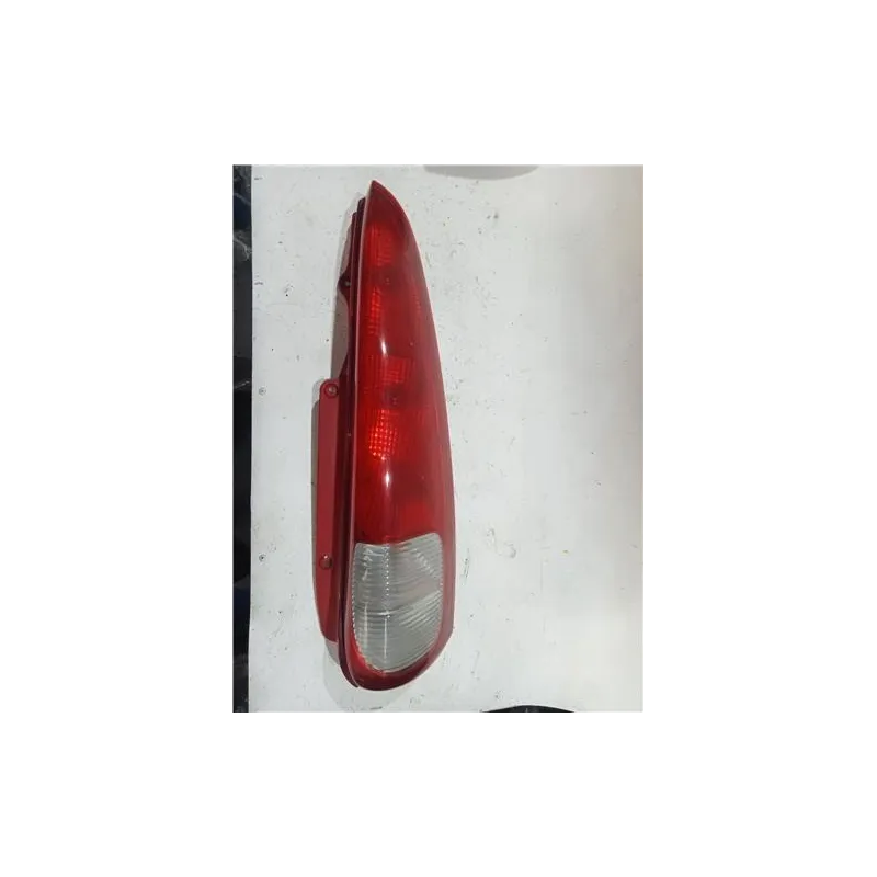 Recambio de piloto trasero derecho para daewoo tacuma (2001) referencia OEM IAM 300527R DAEWOO TACUMA  