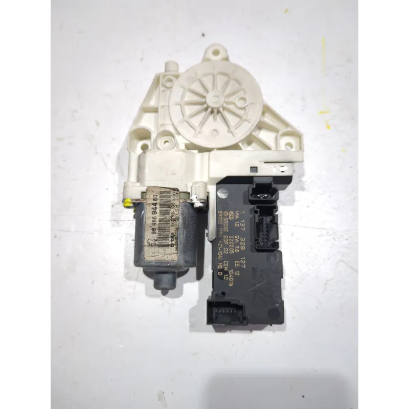 Recambio de motor elevalunas delantero izquierdo para peugeot 407 (2004) 2.0 hdi 135 referencia OEM IAM 1137328127  