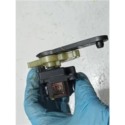 Recambio de motor apertura calefaccion para peugeot 407 hdi 135 referencia OEM IAM P1975001UB42  