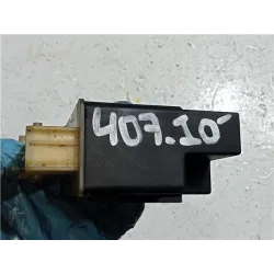 Recambio de caja precalentamiento para peugeot 407 hdi 135 referencia OEM IAM 9662570880  
