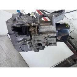 Recambio de caja cambios manual para renault clio iii 1.1 referencia OEM IAM JB1513 7700113677  