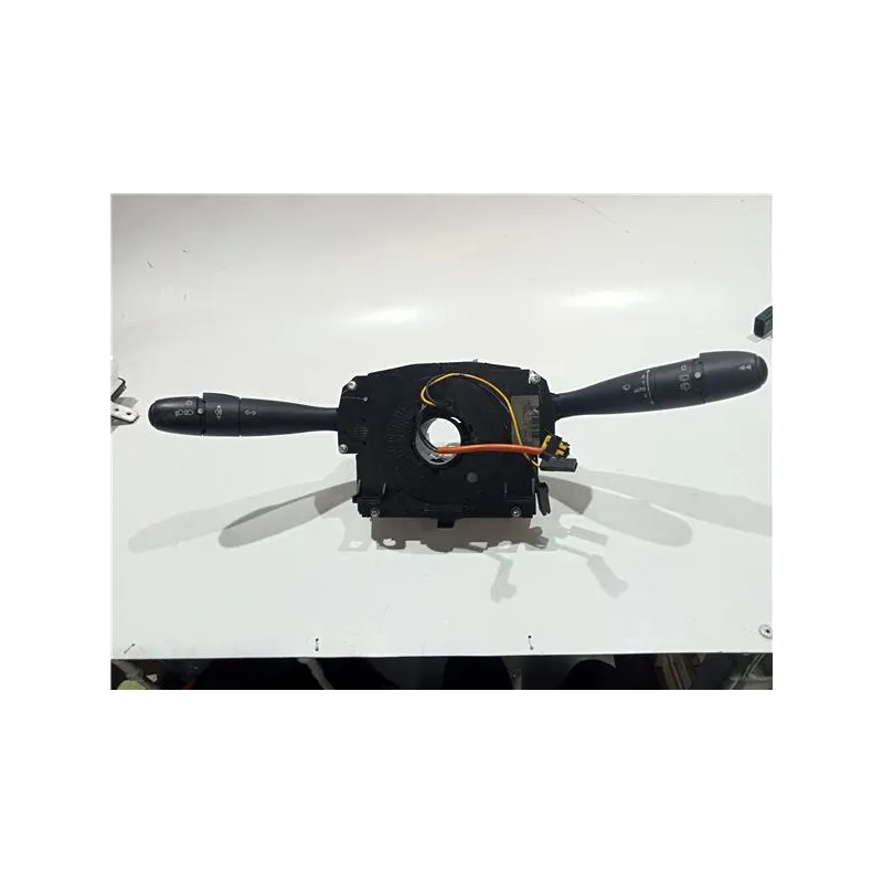 Recambio de com 2000 para citroën c3 (2002) hdi referencia OEM IAM 96488208XT COM2002  