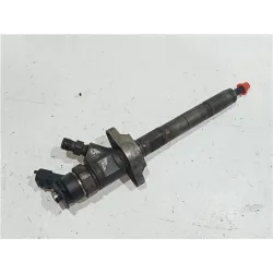 Recambio de inyector para peugeot 407 hdi 135 referencia OEM IAM 0445110297  