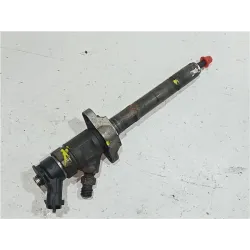 Recambio de inyector para peugeot 407 hdi 135 referencia OEM IAM 0445110297  