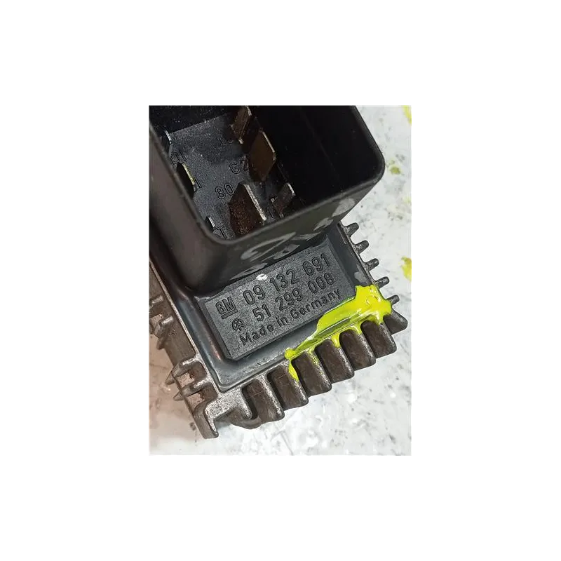 Recambio de caja precalentamiento para opel astra g berlina di referencia OEM IAM GM09132691  