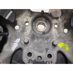 Recambio de volante para kia venga (yn) 1.4 cvvt referencia OEM IAM 561001P550  