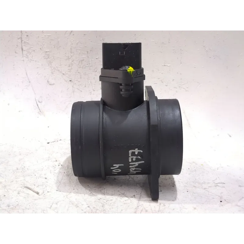 Recambio de caudalimetro para volkswagen golf v (1k1) 1.9 tdi referencia OEM IAM 0281002531 038906461B  