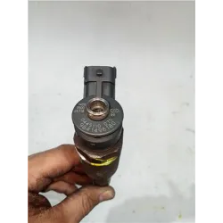 Recambio de inyector para peugeot 206 (1998) 1.4 hdi eco 70 referencia OEM IAM 0445110075  