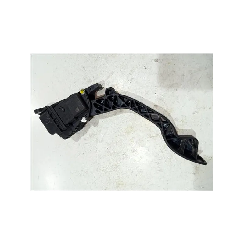 Recambio de potenciometro pedal gas para ford focus c-max (cap)(20032007) referencia OEM IAM 3M519F836AE  