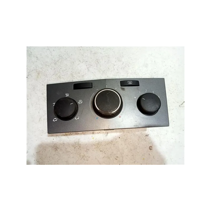 Recambio de mandos climatizador para opel zafira c (2016) referencia OEM IAM 13201298  