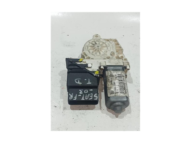 Recambio de motor elevalunas trasero derecho para seat leon (1m1)(11.1999) tdi referencia OEM IAM 105407301  
