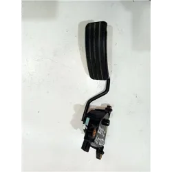 Recambio de potenciometro pedal gas para renault clio iii (2005) 1.1 75 cv referencia OEM IAM 8200297342A  