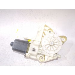 MOTOR ELEVALUNAS DELANTERO DERECHO 0130822216 4M5T14553 