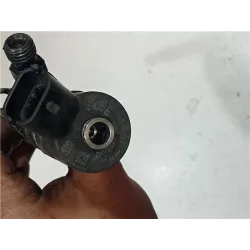 Recambio de inyector para citroën c4 berlina (06.2004) 2.0 16v referencia OEM IAM 0445110281  